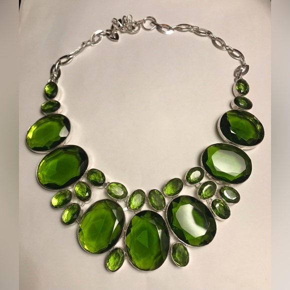 Peridot 925 Sterling Silver Necklace - Picture 1 of 3